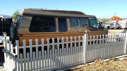 1987 dodge safari