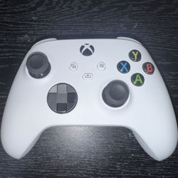 CONTROLLER WHITE- XBOX SERIES X