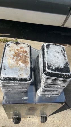 1/4 sheet pans Lot- of 46