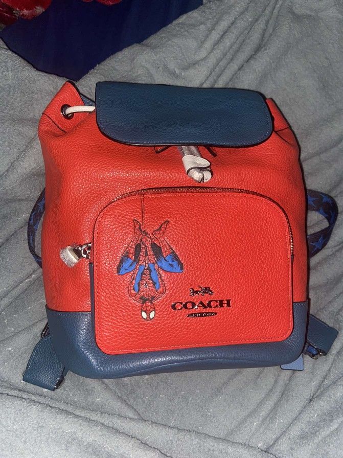 COACH Backpack (Spiderman Edition ) w/ Metal Catch Bear Spiderman