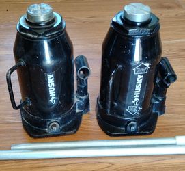 (2) Husky 20-Ton Bottle Jacks