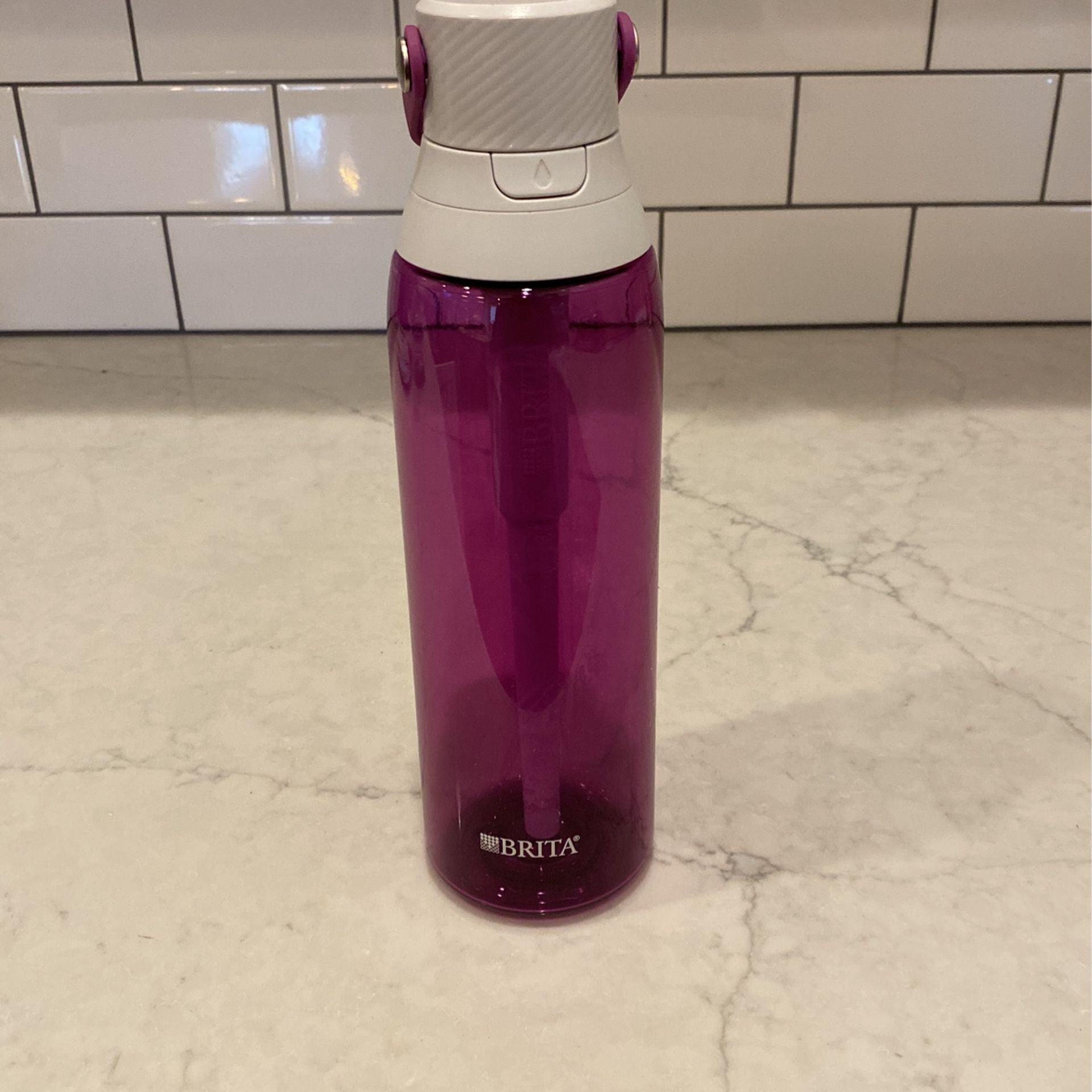 Brita Premium Filtering Water Bottle - Hard Sided Plastic, 26 oz