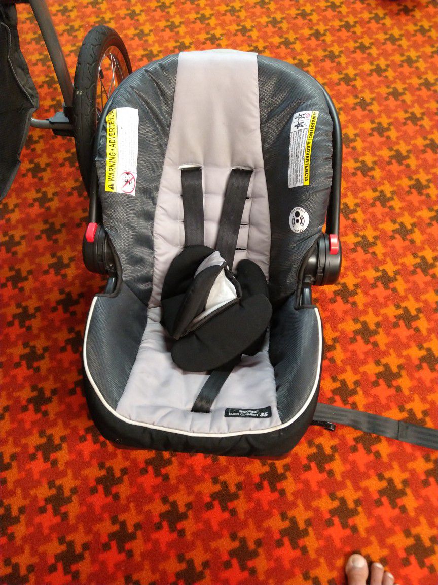 Graco Click Connect Stroller + Car Seat