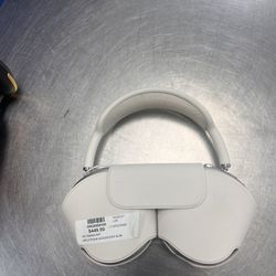 AirPods Max Comes With Cover And Charger 