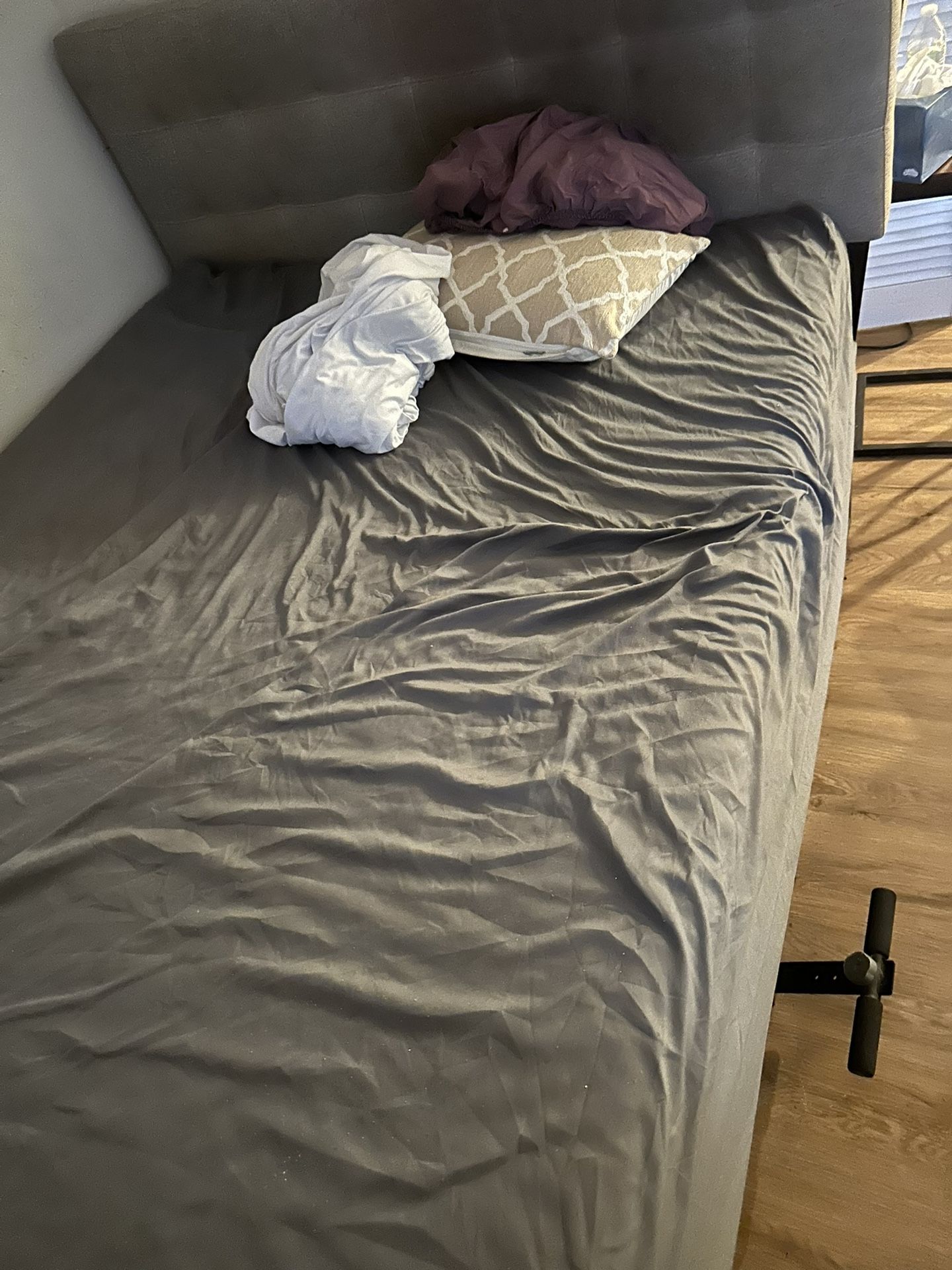 Queen Bed Mattress And Frame