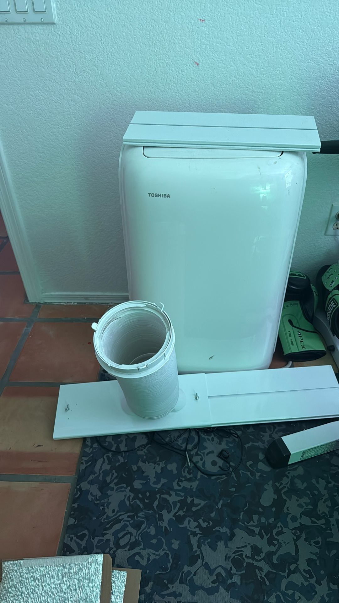 Toshiba Portable AC Unit