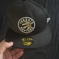Toronto Raptors Fitted Hat size 7 3/8