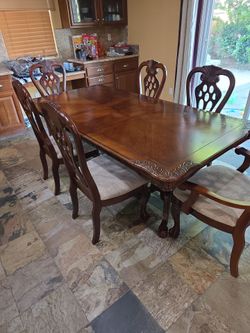 Ashley furniture Wood Dining Table with 6 Chairs