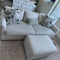 Caprice Sofa & Ottoman - Rooms To Go