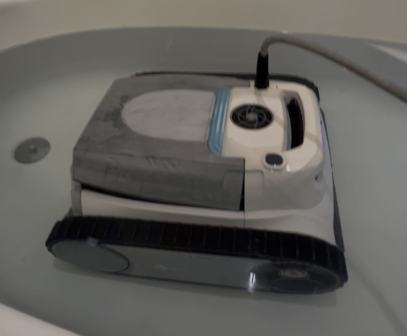 Wybotic M100 Robotic Pool Cleaner