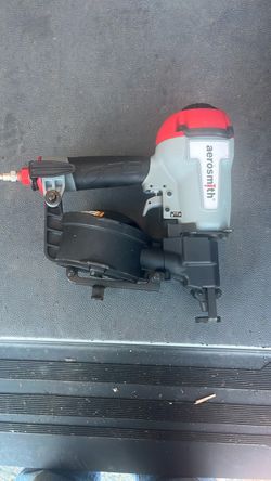 Roofing  nailer