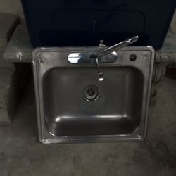 stainsteel sink 24in. by 18in.