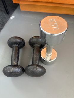 Dumbbell Set – 8 lb and 10 lb