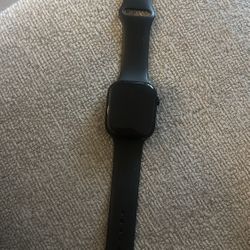 Series 10 Apple Watch 40mm face
