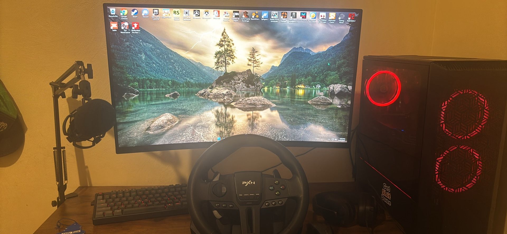 PC Gaming Set Up