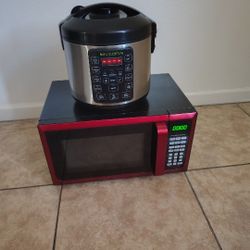 Microwave And Rice Cooker 
