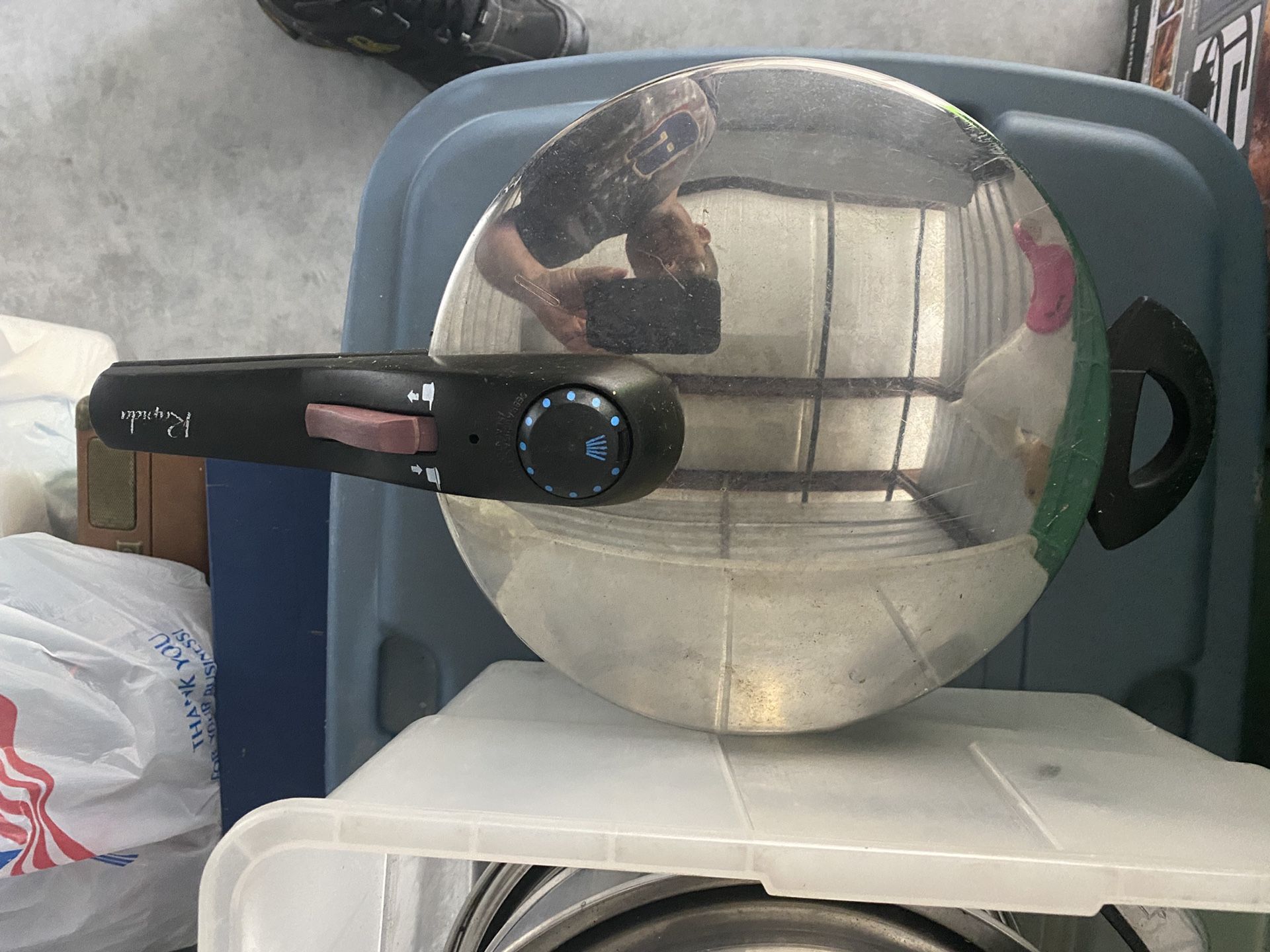 Pressure Cooker