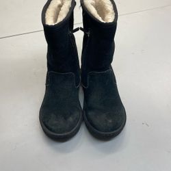 UGG Australia 