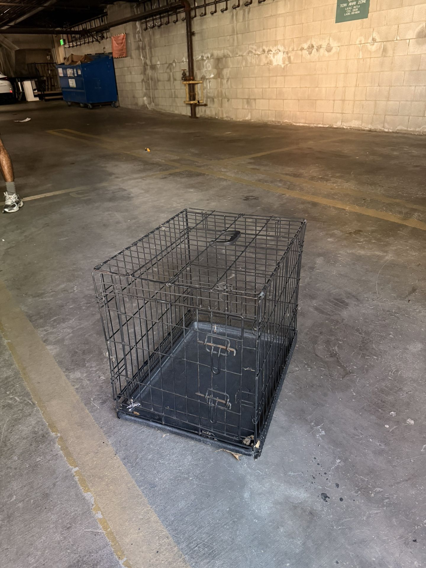 Small dog crate