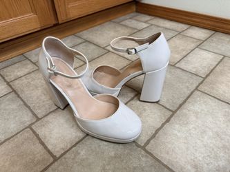 Madden Girl Unaa Heels Size 9 Cream