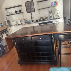 Extendable Kitchen Table/Island with Stools