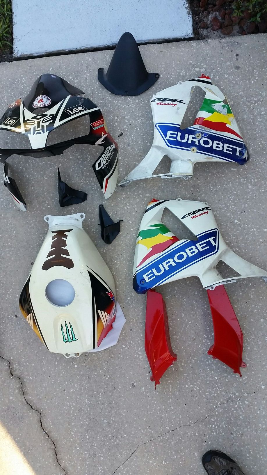 Used damaged Honda CBR600RR Motorcycle Fairing