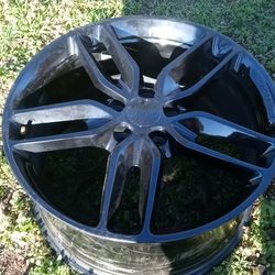Corvette Wheel - C7 Corvette Stingray Z51 Split Spoke GM Rims