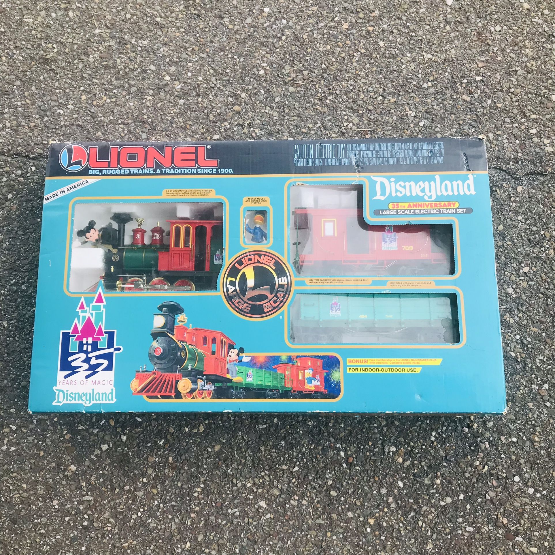 Lionel Train Set Walt Disney Disneyland 35th Anniversary Edition Large Scale