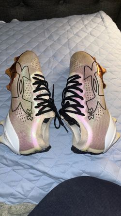 Under armour football cleats size 9.5 in men