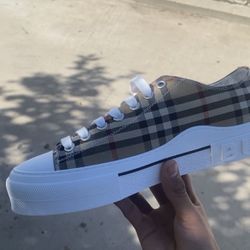 Burberry Shoes Rps  Size 10