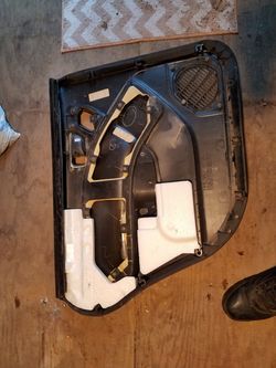 98 Subaru Legacy Outback RR door panel