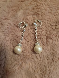 Pearl Earrings 