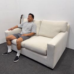 Crate & Barrel Axis 66” Loveseat - ⚪️ White Sofa / Couch ⚪️ - Can Deliver