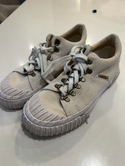 Vans Women’s White Casual Sneaker, size 5