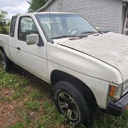 1990 Nissan Pickup