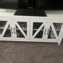 HOMCOM TV Cabinet Stand for TVs up to 58"