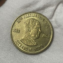 Richard Nixon 37th president commemorative coin