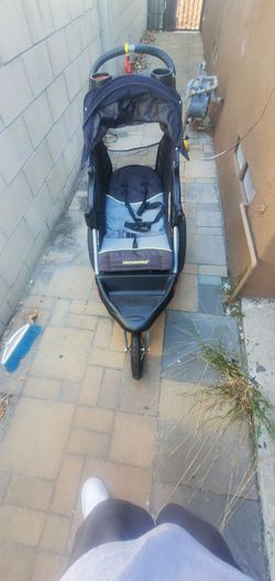 Baby Trend Expedition foldable 3 wheel stroller $$$50$$$
