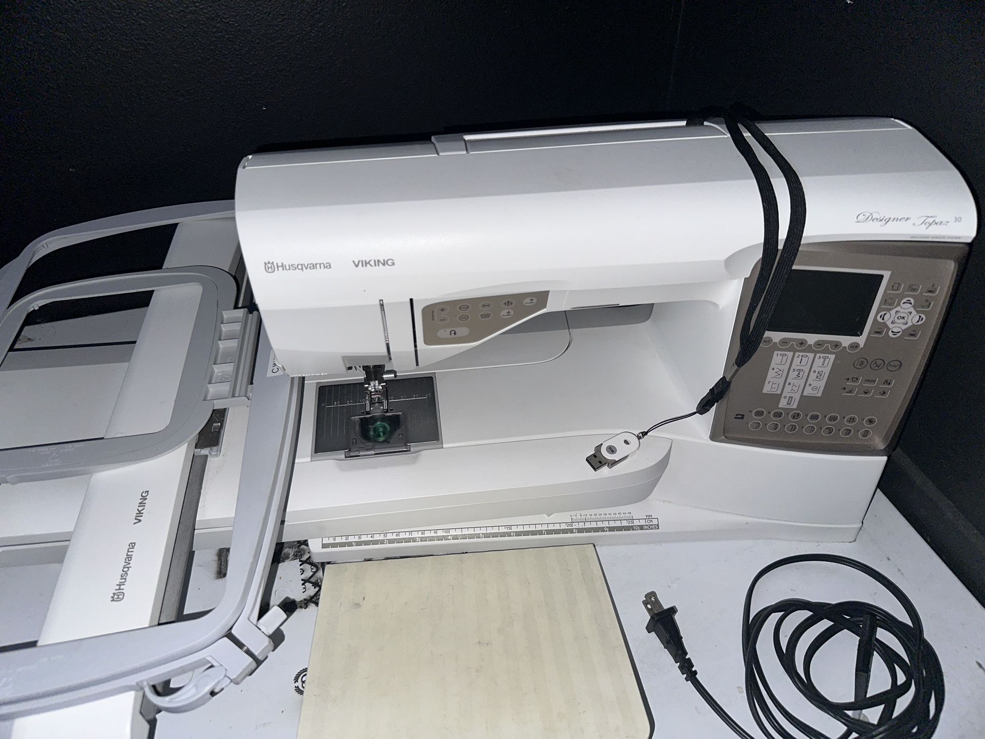 Viking Topaz 30