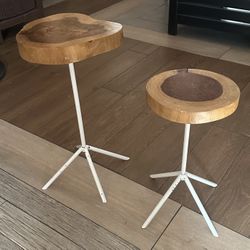 ♥️♥️2 Beautiful Live Edge Round Natural Tree Sliced Logs,, End Tables-Plant Stand- nightstand