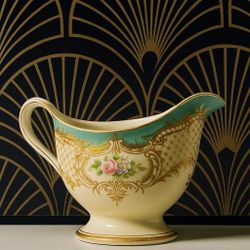 Noritake M Japan 1920s Hand-Painted Gravy Boat Green Gold Flowers Gold Trim