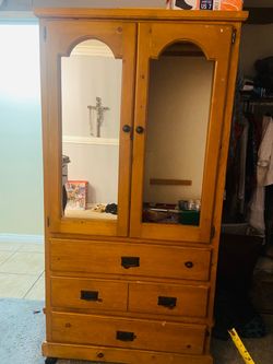 Dresser