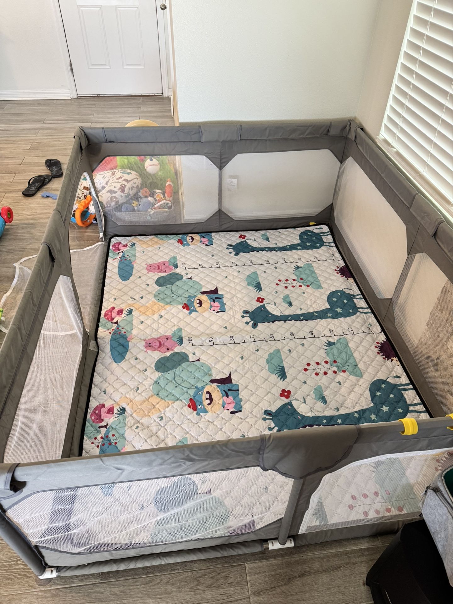 Jinxia Giant Playpen