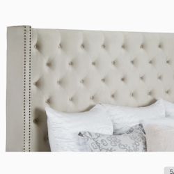 City Furniture King Bed 