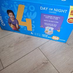 Diapers 