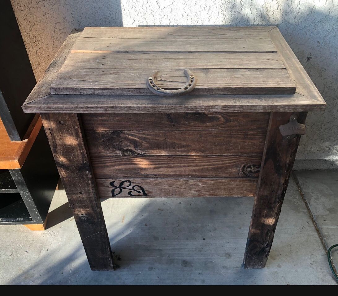 Rustic Farmhouse Style Wood Ice Chest Only $70