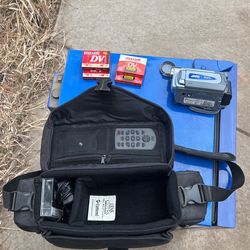 JVC Digital Video Camera Mini DV Camcorder GR-D90U 700X Zoom  