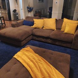 2 pc Sofa With ottoman 