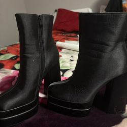 Black Boot Heels 