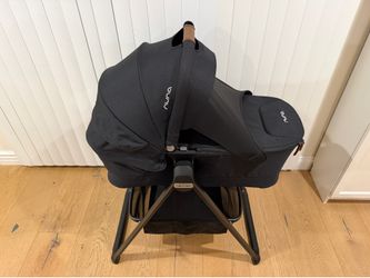 Nuna Bassinet for Triv & Swiv Stroller